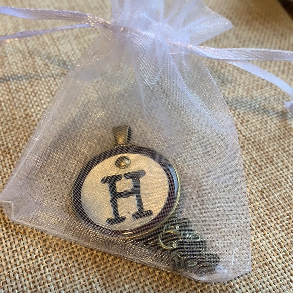 H initial round Necklace 18” Chain One of a kind Handmade - Picture 6 of 6